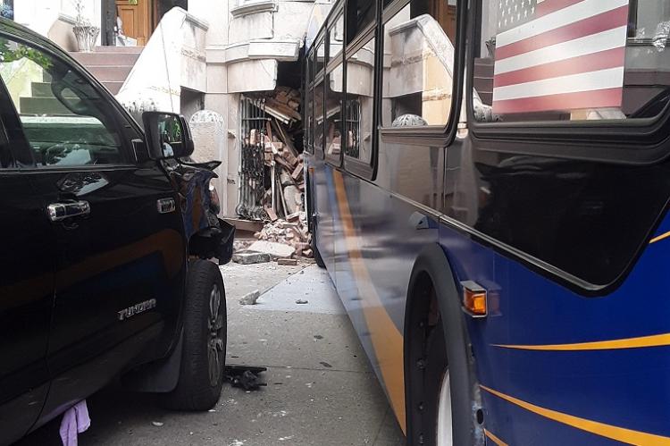 MTA Bus Runs Aground into Brooklyn Limestone House